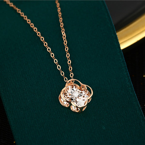 Collier Lerca Dancing Diamond, version plus légère, <span class=keywords><strong>prix</strong></span> avantageux, effet visuel fantaisie, collier trèfle en <span class=keywords><strong>or</strong></span> véritable 18 carats avec diamants - Product Image 3