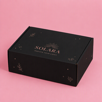 Boîte d'expédition en carton ondulé laminé E-Flute avec logo personnalisé, certifiée FSC, emballage robuste de haute qualité pour le commerce électronique