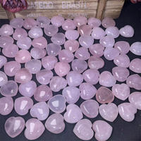 Vente en gros de cadeaux en cristal coeur en cristal naturel 3 cm en quartz rose coeur en cristal artisanat à vendre