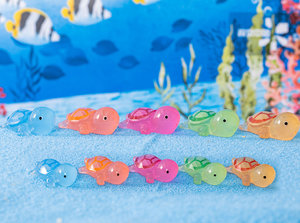 Couleurs mélangées grands <span class=keywords><strong>et</strong></span> petits enfants collection mini jouets tortues de mer figurine tortue mignon résine lumineuse - Product Image 5