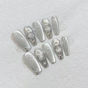 100% hecho a mano plata reutilizable a presión uñas almendra ataúd Nail Art dibujado a mano ojo de gato Gel Metal flores ABS falso Artificial - Product Image 1