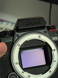 Cámara Digital Lumixs S5M2 Usada en Buen Estado, 24.2MP, Video 6K, Cámara Ligera para Vlog - Product Image 6