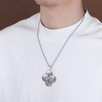Collier trèfle à quatre feuilles en acier inoxydable pour femme, plaqué or 18 carats, étanche, hypoallergénique, avec pendentif serti griffe et chaîne corde, cadeau