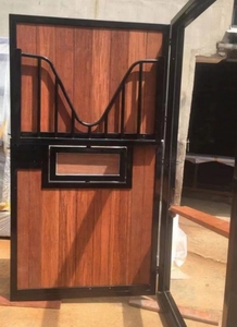 高品质镀锌马马厩门，带耐用钢架，用于农场使用豪华模块化马谷仓 - Product Image 4