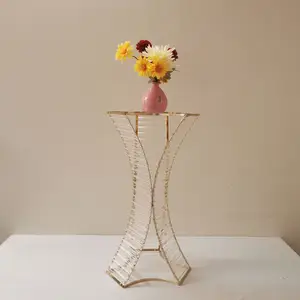 New Wedding Event Prop Geometric Gold Metal 80cm Tall Crystal Wedding Table Centerpieces Flower Stand