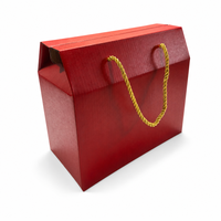Boîte cadeau de luxe personnalisée en papier rouge avec poignée en corde dorée, pliable, en forme de toit, pour thé, mariage, festival