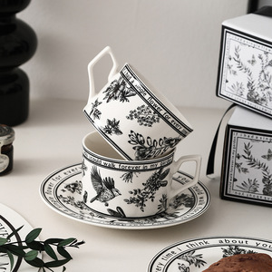 Ensemble de tasse à <span class=keywords><strong>café</strong></span> vintage avec soucoupe, motif de fleur en <span class=keywords><strong>demi</strong></span>-<span class=keywords><strong>lune</strong></span>, boîte cadeau, céramique, style coréen, petit mug à parfum de haute valeur - Product Image 3