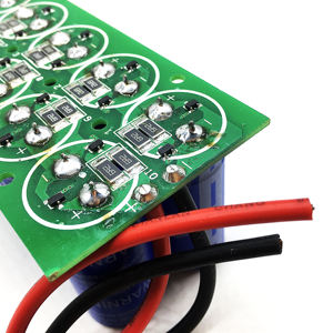 Nuovo di zecca 27V 12F per auto a doppio strato modulo supercondensatore 2.7V 120F Farad condensatore per alimentazione di riserva - Product Image 5