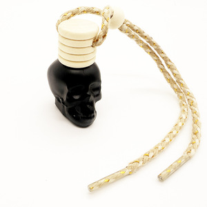 Bouteille de parfum pour voiture, diffuseur d'air frais, bouteille vide de 8 ml, tête de mort individuelle, pendentif de parfum - Product Image 6