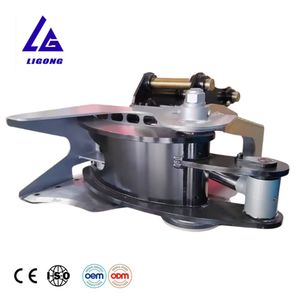 Cisaille hydraulique pour arbres de 3 à 7 tonnes avec lame pour le contrôle de la végétation en bordure de route et le défrichement des lignes de délimitation de terrain - Product Image 6