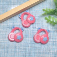 100 pièces de breloques plates en résine, motifs chat de dessin animé et étoile, pour accessoires d'écouteurs, DIY, chaussures, bouteilles d'eau, coques de téléphone, nœuds pour cheveux