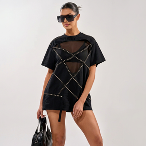 T-shirt noir oversize pour femme avec détails rivets et empiècements en maille, col rond, manches courtes, coupe ample, style printemps-été - Product Image 1