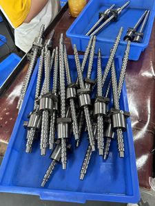 Vis à billes de haute précision CNC à mouvement linéaire, tige filetée roulée, vis à billes SFU1605 SGU1610, écrou à billes BK12/BF12 en stock - Product Image 2