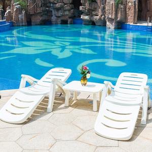 Fauteuil inclinable en <span class=keywords><strong>plastique</strong></span> Patio hôtel <span class=keywords><strong>bain</strong></span> pliable plage inclinable piscine extérieure épaissie chaise chaises <span class=keywords><strong>de</strong></span> plage pliable - Product Image 1