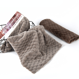 Nouveau à la mode 100% polyester brossé <span class=keywords><strong>fausse</strong></span> <span class=keywords><strong>fourrure</strong></span> tissu cheveux longs tissus de <span class=keywords><strong>fourrure</strong></span> artificielle échantillon gratuit pour dames manteau - Product Image 6