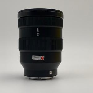Objectif zoom plein format <span class=keywords><strong>Sony</strong></span> <span class=keywords><strong>24</strong></span>-105 mm F4 OSS d'occasion, zoom abordable pour la série A7 : zoom standard plein format <span class=keywords><strong>24</strong></span>-105 mm F4 OSS - Product Image 1