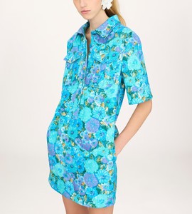 Robe polo décontractée d'été en coton tricoté 100 %, longueur genou, unie, avec taille naturelle et boutons sur le devant - Product Image 2