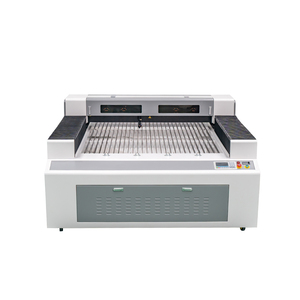 Découpeuse laser hybride CO2 Bibo 1325 4x8ft 150W 300W pour la découpe de matériaux non métalliques, du bois, de l'acrylique et des tôles fines en acier - Product Image 1