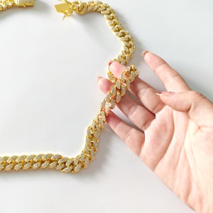 Collar de Cadena <span class=keywords><strong>para</strong></span> Perro, Oro Rosa, Diamantes, Eslabones Cubanos, Cadena Metálica <span class=keywords><strong>para</strong></span> Gato, Collar de Cristal <span class=keywords><strong>para</strong></span> Mascotas, <span class=keywords><strong>Accesorios</strong></span> de Joyería <span class=keywords><strong>para</strong></span> Perros - Product Image 3