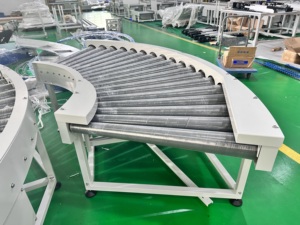 Transportador de correa de rodillos recubierto de poliuretano HDPE primario motorizado BIFA con piñón doble - Product Image 6