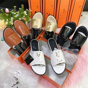 2026 Calde Novità: Ciabatte e <span class=keywords><strong>Sandali</strong></span> Bassi Classici da <span class=keywords><strong>Donna</strong></span> per l'Estate - <span class=keywords><strong>Moda</strong></span> Outdoor Femminile - Product Image 1