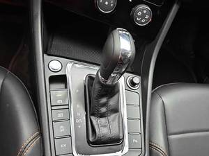 Volkswagen <span class=keywords><strong>Bora</strong></span> 2024 Usado, 280TSI, 116 CV, Motor L4 de Gasolina, Sedán de 5 Plazas, 200 KM/H de Alta Velocidad, Vehículo en Stock para la Venta - Product Image 5