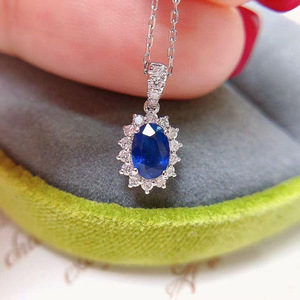 Collana con ciondolo vintage a quattro punte per donna, gioielli regalo per anniversario di matrimonio - Product Image 3