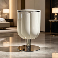 Mesa Auxiliar de Bar Inteligente de Lujo con Acabado Brillante, Gabinete Motorizado con Almacenamiento de Licores Extraíble y Lámpara LED Circular en la Parte Superior para Decoración de Interiores de Villas