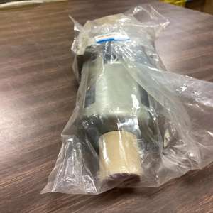 Válvula Reductora de Presión con Filtro Original-SMC AW40-N06C-Z - Product Image 3