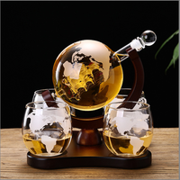 Ensemble décanteur à vin WEIBU avec 4 verres, design globe terrestre gravé, aérateur à vin en verre et bois, cadeau d'anniversaire pour papa