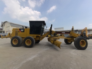 รถเกรดเดอร์มือสอง CAT 140H คุณภาพสูง เครื่องจักรก่อสร้าง 140H สำหรับขาย - Product Image 4