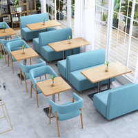 Ensemble de salle à manger commercial moderne pour café et restaurant : table et banquette carrées 2 places en bois massif durable avec mousse haute densité
