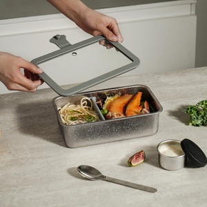 <span class=keywords><strong>Set</strong></span> di Contenitori <span class=keywords><strong>per</strong></span> Alimenti Lekfre in Titanio con Coperchio in Vetro - 1250ml + 75ml <span class=keywords><strong>per</strong></span> Campeggio e Conservazione della Freschezza - Product Image 3