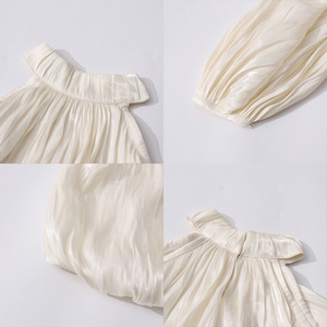 Elegante abrikooskleurige halter crop top met koude schouder, pofmouwen, gerimpeld satijn, geschikt voor avond, cocktail, date, blouse, groothandel - Product Image 3