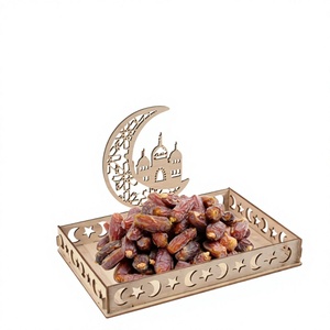 Plateau de service rectangulaire en bois au design arabe avec gravure lune et étoile pour la décoration de fête de l'Aïd Ramadan, design oriental fait main - Product Image 6