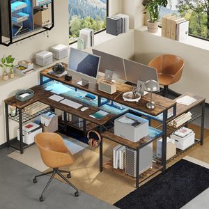 Bureau d'ordinateur de jeu SENYU avec prises électriques, éclairage LED, grand bureau d'angle en forme de L avec étagère de rangement, crochets pour casque, noir - Product Image 5