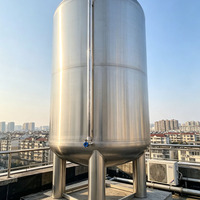 Réservoir d'eau vertical portable sans réservoir en acier inoxydable 304 de 500 litres pour l'approvisionnement en eau potable industrielle et commerciale