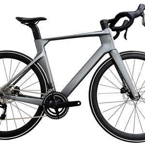 Vélo de Course Léger R10 à 22 Vitesses en Fibre de Carbone avec Freins à Disque et Pédales Aérodynamiques – Offre Spéciale - Product Image 3