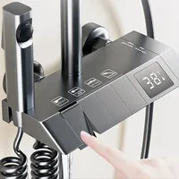 Système de douche thermostatique mural en aluminium spatial chromé avec affichage numérique à touches piano, fonction pluie et massage doux, pour usage hôtelier