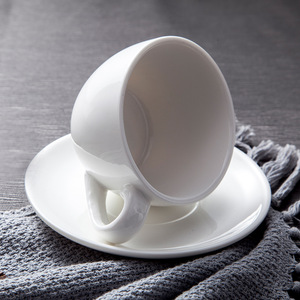 Tazza da tè e <span class=keywords><strong>piattino</strong></span> bianco cina Set personalizzato Vintage europa inglese ceramica pomeriggio tazza da tè <span class=keywords><strong>con</strong></span> <span class=keywords><strong>piattino</strong></span> - Product Image 4