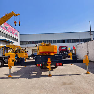 עגור שלדת תלת אופן עם עגור מיני 5 טון הרמת עגור מיני תוצרת סין - Product Image 6