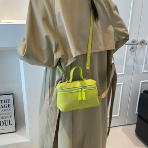 Bolso de Hombro Tipo Bandolera de PU Impermeable, Estilo Retro, para Mujer, Otoño/Invierno 2026 - Product Image 3