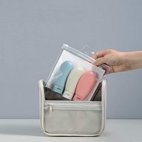 Bouteilles de voyage portables de 60 ml, flacons de lotion transparents en PE, anti-fuite, rechargeables, avec bouchons à clapet, pochette de transport, articles de toilette