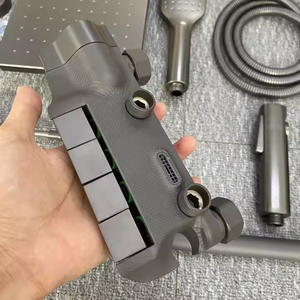 Set Doccia di Lusso Contemporaneo con Valvola in Ceramica, Miscelatore Acqua Calda e Fredda Cromato per Soffione Doccia - Product Image 4