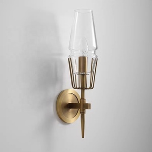 <span class=keywords><strong>Applique</strong></span> murale décorative en fer forgé avec <span class=keywords><strong>verre</strong></span> transparent et lumière <span class=keywords><strong>blanc</strong></span> chaud pour la maison et le bureau – Lampe murale moderne - Product Image 2