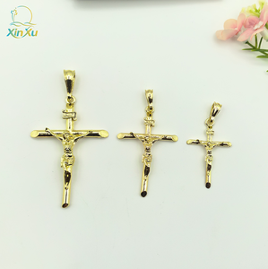 Charme <span class=keywords><strong>croix</strong></span> classique plaqué or tricolore 14 carats, accessoire élégant et polyvalent pour tenue quotidienne - Product Image 3