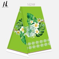 Tissu en polyester doux imprimé numériquement style île, motif hibiscus tropical de Micronésie, idéal pour les chemisiers et les mumus – Vente chaude