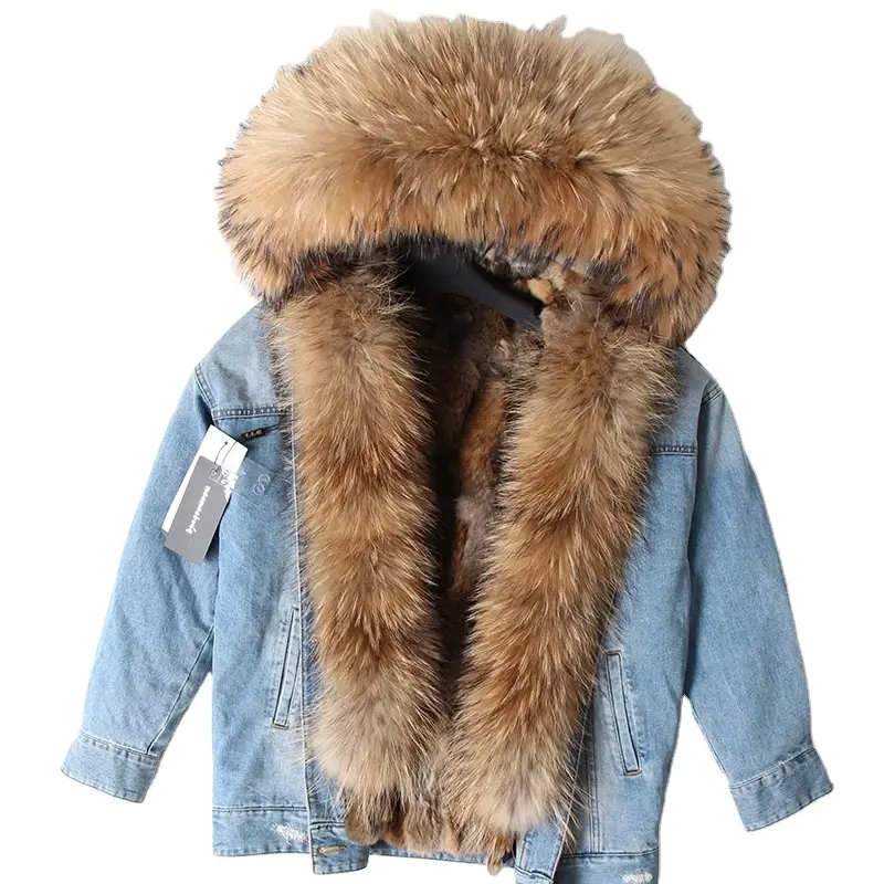 Fundador de la venta caliente de las mujeres de invierno Denim Series de luz peludo azul largo de piel chaqueta de piel de conejo del trazador de líneas y Real de piel de mapache hood