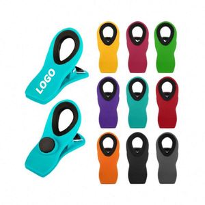 Clips magnétiques puissants pour réfrigérateur, bureau et école - Clips en plastique colorés pour notes, photos et papiers - Product Image 1