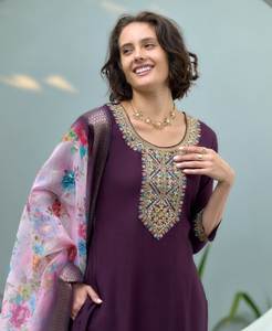 Conjunto de Kurti y Dupatta de Diseño Moderno RADHE EXPORTS, el Más Antes Esperado, para Bodas/Fiestas, de Secado Rápido, para Todas las Temporadas, Hecho de Tela de Rayón - Product Image 4